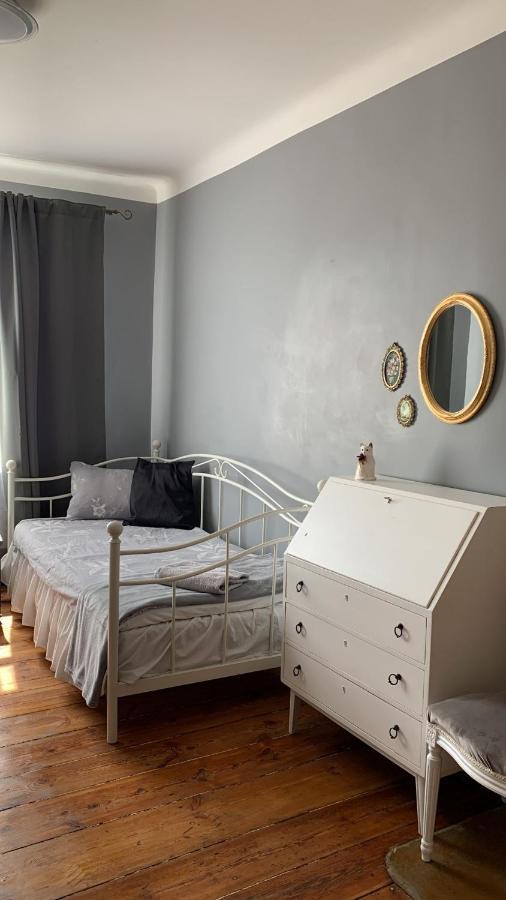 Apartment Elvira *